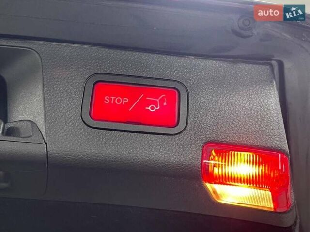 Сірий Мерседес Ц-Клас, об'ємом двигуна 2.14 л та пробігом 306 тис. км за 10490 $, фото 39 на Automoto.ua