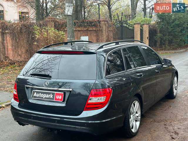 Серый Мерседес Ц-Класс, объемом двигателя 2.2 л и пробегом 208 тыс. км за 12890 $, фото 10 на Automoto.ua