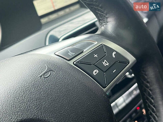 Серый Мерседес Ц-Класс, объемом двигателя 2.2 л и пробегом 208 тыс. км за 12890 $, фото 32 на Automoto.ua