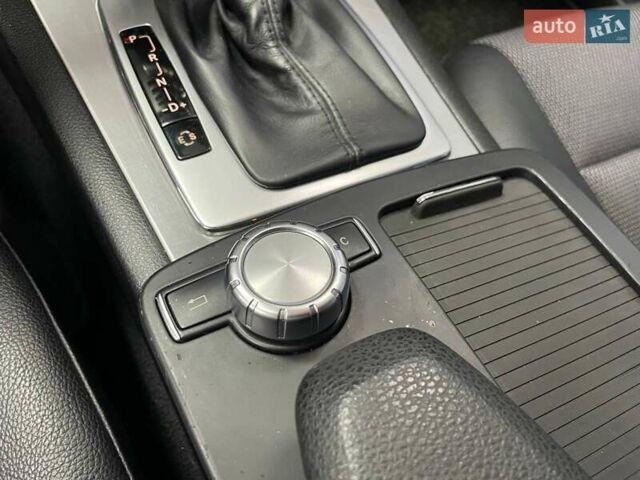 Сірий Мерседес Ц-Клас, об'ємом двигуна 2.14 л та пробігом 306 тис. км за 10490 $, фото 33 на Automoto.ua