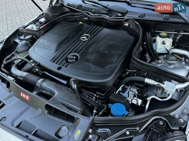 Сірий Мерседес Ц-Клас, об'ємом двигуна 2.2 л та пробігом 250 тис. км за 12850 $, фото 110 на Automoto.ua