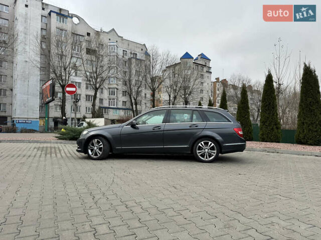 Сірий Мерседес Ц-Клас, об'ємом двигуна 2.14 л та пробігом 308 тис. км за 9900 $, фото 8 на Automoto.ua