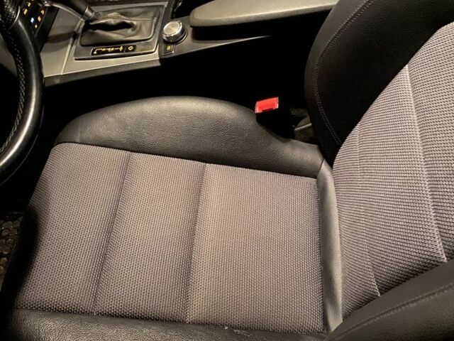 Серый Мерседес Ц-Класс, объемом двигателя 2.1 л и пробегом 220 тыс. км за 14900 $, фото 7 на Automoto.ua