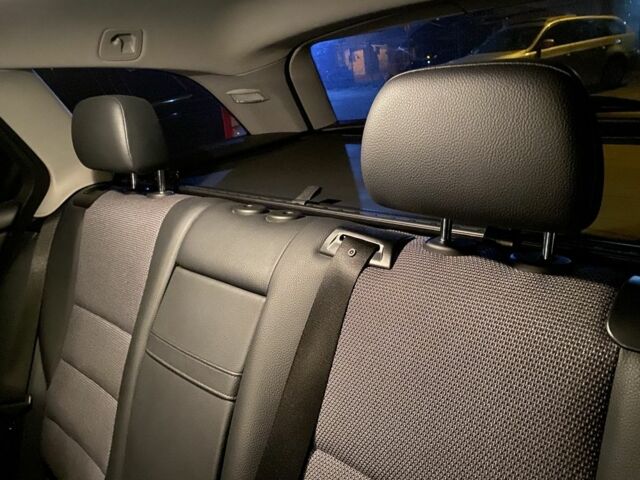 Серый Мерседес Ц-Класс, объемом двигателя 2.1 л и пробегом 220 тыс. км за 14900 $, фото 10 на Automoto.ua