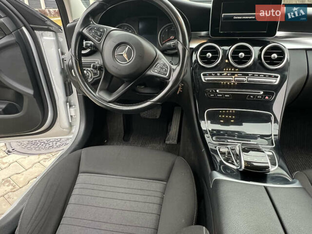 Серый Мерседес Ц-Класс, объемом двигателя 1.6 л и пробегом 265 тыс. км за 13900 $, фото 25 на Automoto.ua