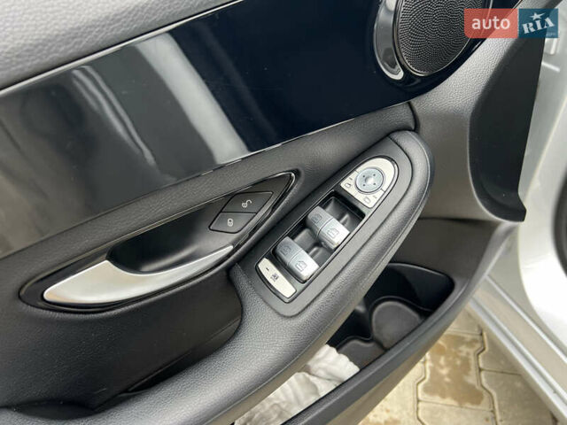 Серый Мерседес Ц-Класс, объемом двигателя 1.6 л и пробегом 265 тыс. км за 13900 $, фото 17 на Automoto.ua