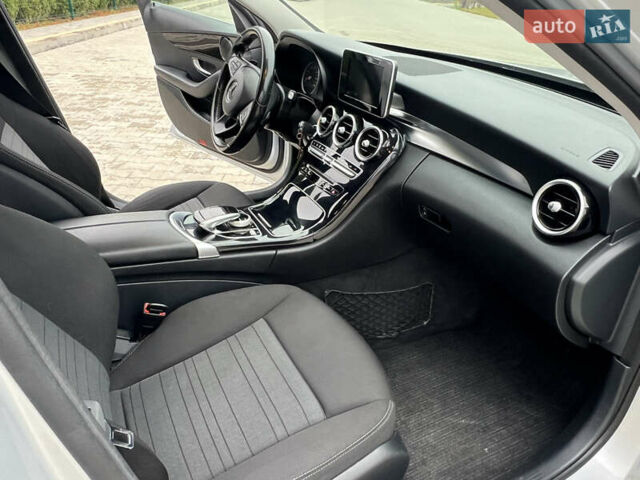 Серый Мерседес Ц-Класс, объемом двигателя 1.6 л и пробегом 265 тыс. км за 13900 $, фото 27 на Automoto.ua