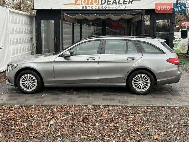 Серый Мерседес Ц-Класс, объемом двигателя 2.14 л и пробегом 290 тыс. км за 13500 $, фото 6 на Automoto.ua