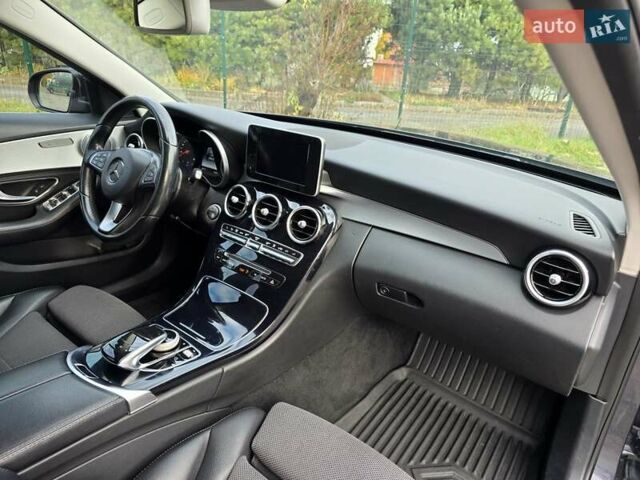 Сірий Мерседес Ц-Клас, об'ємом двигуна 1.99 л та пробігом 289 тис. км за 18699 $, фото 32 на Automoto.ua