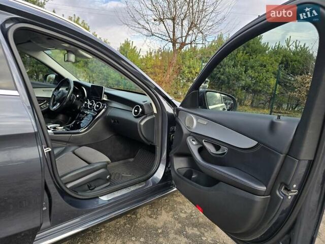 Сірий Мерседес Ц-Клас, об'ємом двигуна 1.99 л та пробігом 289 тис. км за 18699 $, фото 26 на Automoto.ua