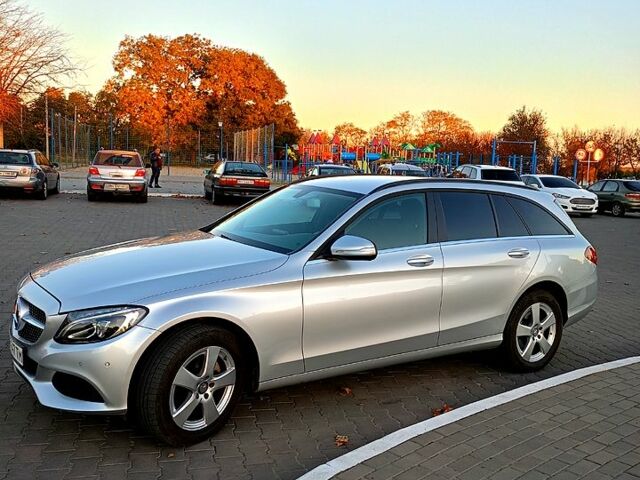 Серый Мерседес Ц-Класс, объемом двигателя 1.6 л и пробегом 72 тыс. км за 18800 $, фото 1 на Automoto.ua