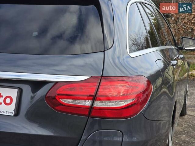 Сірий Мерседес Ц-Клас, об'ємом двигуна 1.99 л та пробігом 289 тис. км за 18699 $, фото 13 на Automoto.ua