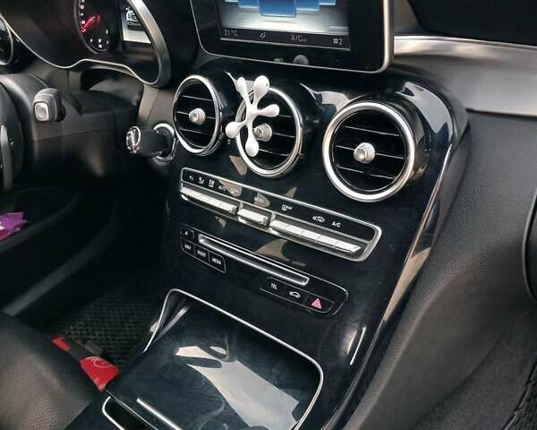 Сірий Мерседес Ц-Клас, об'ємом двигуна 1.6 л та пробігом 260 тис. км за 17400 $, фото 5 на Automoto.ua