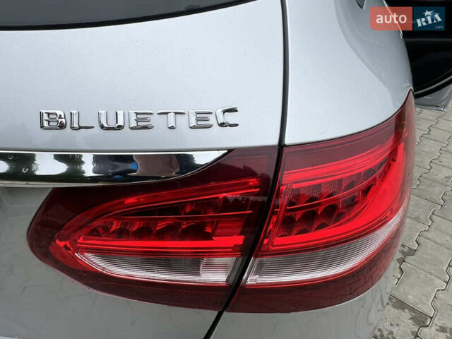 Серый Мерседес Ц-Класс, объемом двигателя 1.6 л и пробегом 265 тыс. км за 13900 $, фото 30 на Automoto.ua