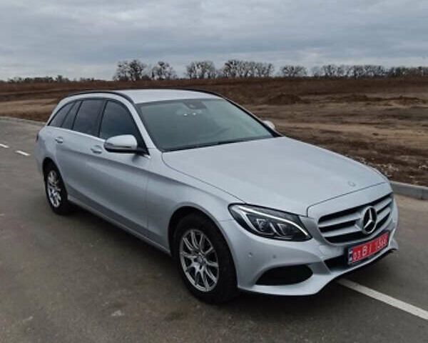 Серый Мерседес Ц-Класс, объемом двигателя 1.6 л и пробегом 312 тыс. км за 14200 $, фото 1 на Automoto.ua