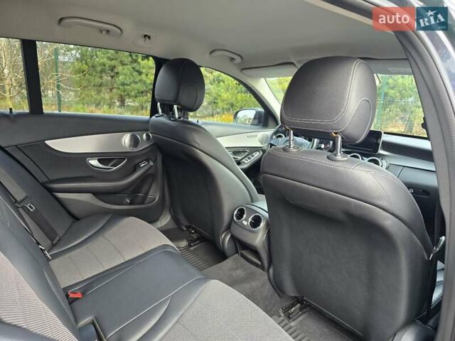 Сірий Мерседес Ц-Клас, об'ємом двигуна 1.99 л та пробігом 289 тис. км за 18699 $, фото 49 на Automoto.ua