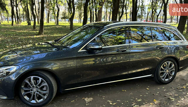 Сірий Мерседес Ц-Клас, об'ємом двигуна 1.6 л та пробігом 244 тис. км за 15000 $, фото 4 на Automoto.ua