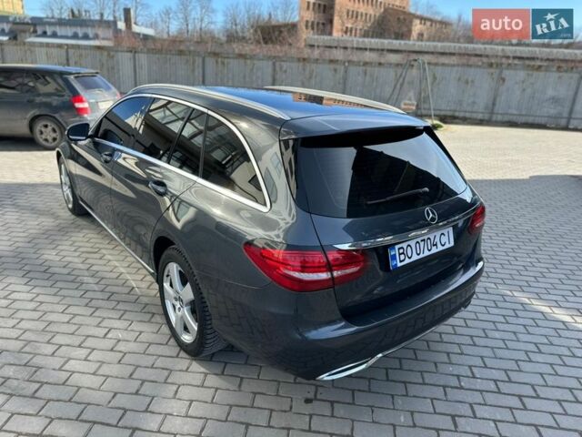 Сірий Мерседес Ц-Клас, об'ємом двигуна 2.14 л та пробігом 403 тис. км за 17800 $, фото 6 на Automoto.ua