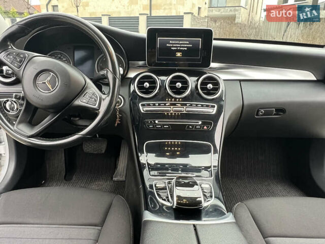 Серый Мерседес Ц-Класс, объемом двигателя 1.6 л и пробегом 265 тыс. км за 13900 $, фото 24 на Automoto.ua