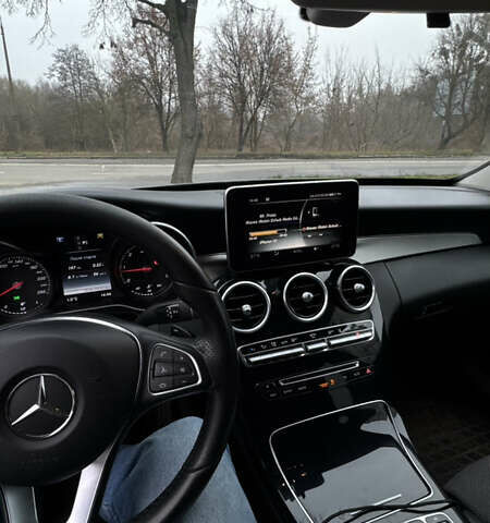 Сірий Мерседес Ц-Клас, об'ємом двигуна 2.14 л та пробігом 225 тис. км за 17777 $, фото 12 на Automoto.ua