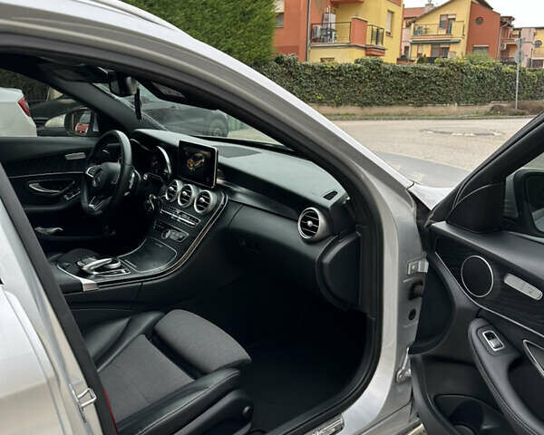 Серый Мерседес Ц-Класс, объемом двигателя 2.2 л и пробегом 253 тыс. км за 17500 $, фото 8 на Automoto.ua