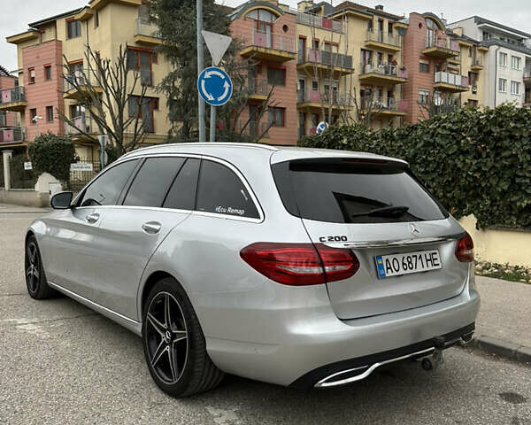 Серый Мерседес Ц-Класс, объемом двигателя 2.2 л и пробегом 253 тыс. км за 17500 $, фото 4 на Automoto.ua