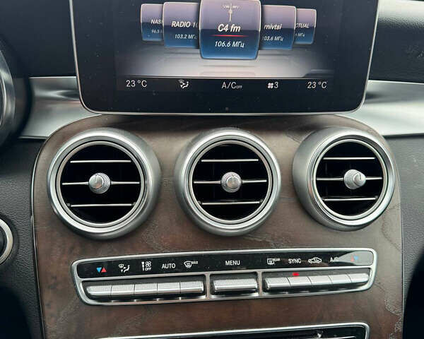 Серый Мерседес Ц-Класс, объемом двигателя 2.14 л и пробегом 290 тыс. км за 15800 $, фото 17 на Automoto.ua