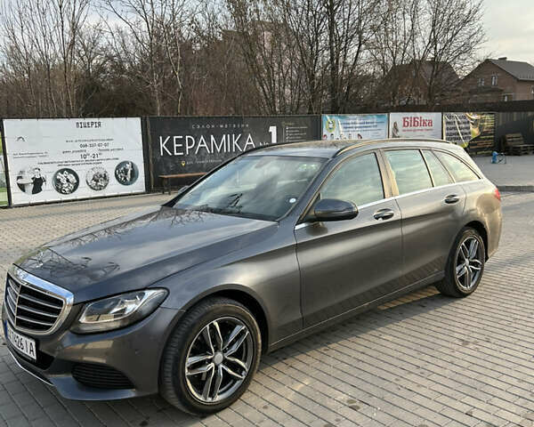 Сірий Мерседес Ц-Клас, об'ємом двигуна 1.6 л та пробігом 260 тис. км за 16000 $, фото 2 на Automoto.ua