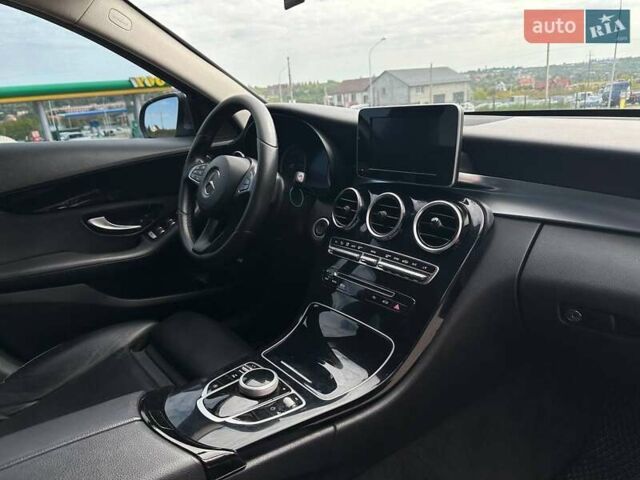 Сірий Мерседес Ц-Клас, об'ємом двигуна 2.14 л та пробігом 297 тис. км за 15950 $, фото 14 на Automoto.ua