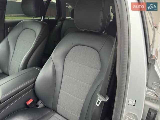 Сірий Мерседес Ц-Клас, об'ємом двигуна 1.6 л та пробігом 171 тис. км за 17900 $, фото 36 на Automoto.ua