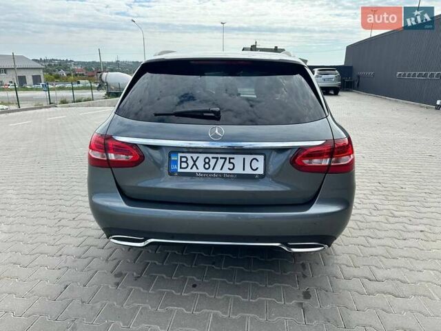 Сірий Мерседес Ц-Клас, об'ємом двигуна 2.14 л та пробігом 297 тис. км за 15950 $, фото 9 на Automoto.ua
