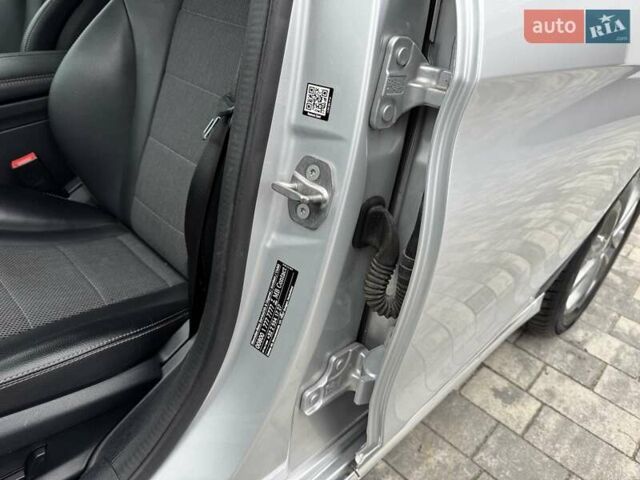 Серый Мерседес Ц-Класс, объемом двигателя 1.6 л и пробегом 170 тыс. км за 17900 $, фото 35 на Automoto.ua