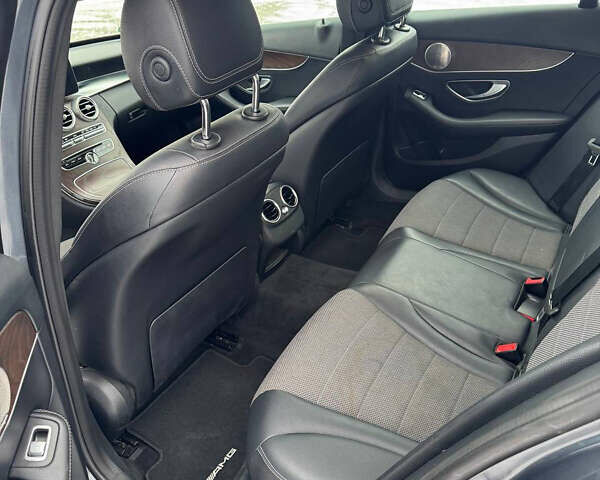 Серый Мерседес Ц-Класс, объемом двигателя 2.14 л и пробегом 290 тыс. км за 15800 $, фото 11 на Automoto.ua