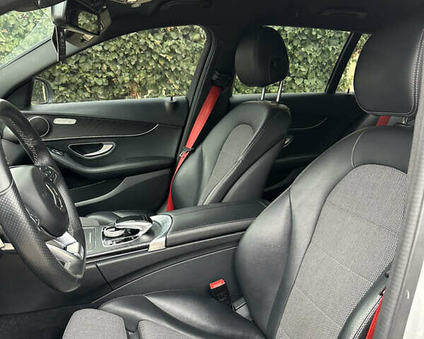 Серый Мерседес Ц-Класс, объемом двигателя 2.2 л и пробегом 253 тыс. км за 17500 $, фото 7 на Automoto.ua