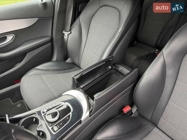 Серый Мерседес Ц-Класс, объемом двигателя 1.6 л и пробегом 171 тыс. км за 17700 $, фото 39 на Automoto.ua