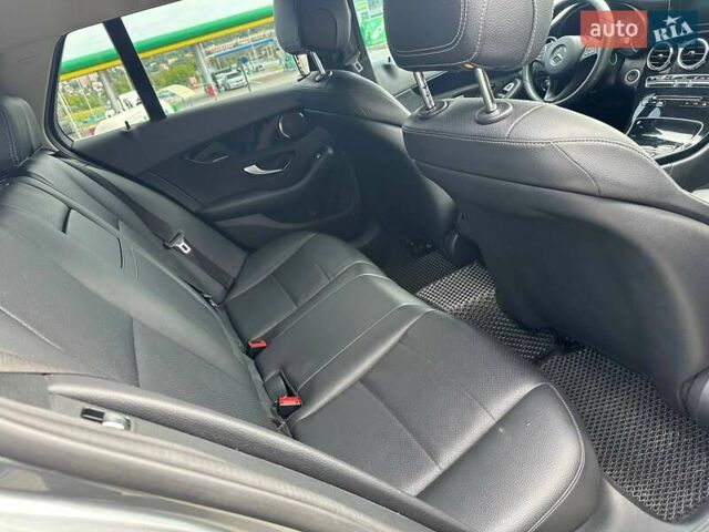 Сірий Мерседес Ц-Клас, об'ємом двигуна 2.14 л та пробігом 297 тис. км за 15950 $, фото 13 на Automoto.ua