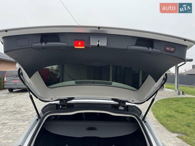 Серый Мерседес Ц-Класс, объемом двигателя 1.6 л и пробегом 170 тыс. км за 17900 $, фото 55 на Automoto.ua