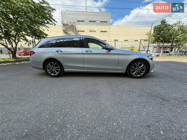 Сірий Мерседес Ц-Клас, об'ємом двигуна 2.14 л та пробігом 221 тис. км за 18500 $, фото 1 на Automoto.ua