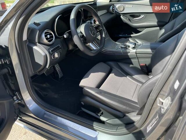 Серый Мерседес Ц-Класс, объемом двигателя 2 л и пробегом 289 тыс. км за 21500 $, фото 38 на Automoto.ua