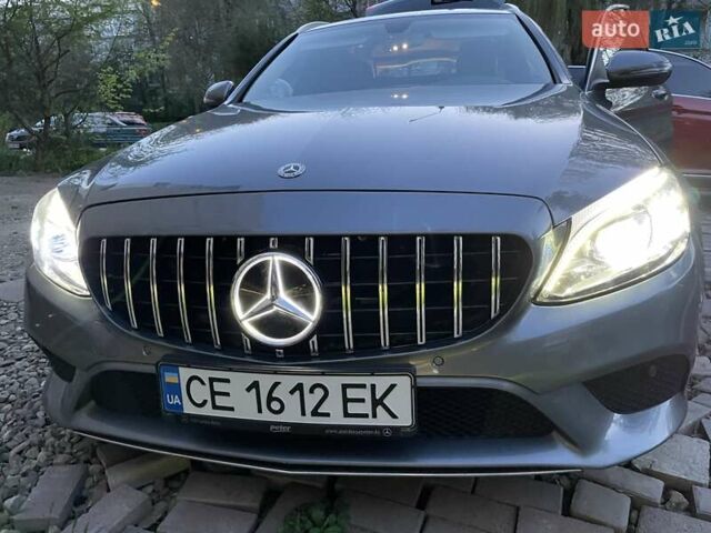 Серый Мерседес Ц-Класс, объемом двигателя 2 л и пробегом 289 тыс. км за 21500 $, фото 19 на Automoto.ua