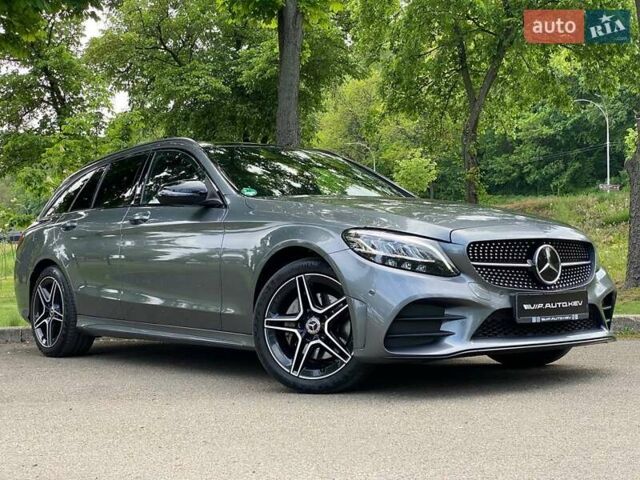 Сірий Мерседес Ц-Клас, об'ємом двигуна 2 л та пробігом 179 тис. км за 26900 $, фото 1 на Automoto.ua