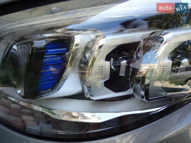 Серый Мерседес Ц-Класс, объемом двигателя 2 л и пробегом 289 тыс. км за 21500 $, фото 25 на Automoto.ua