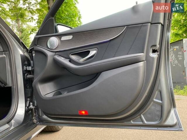 Сірий Мерседес Ц-Клас, об'ємом двигуна 2 л та пробігом 179 тис. км за 26900 $, фото 26 на Automoto.ua