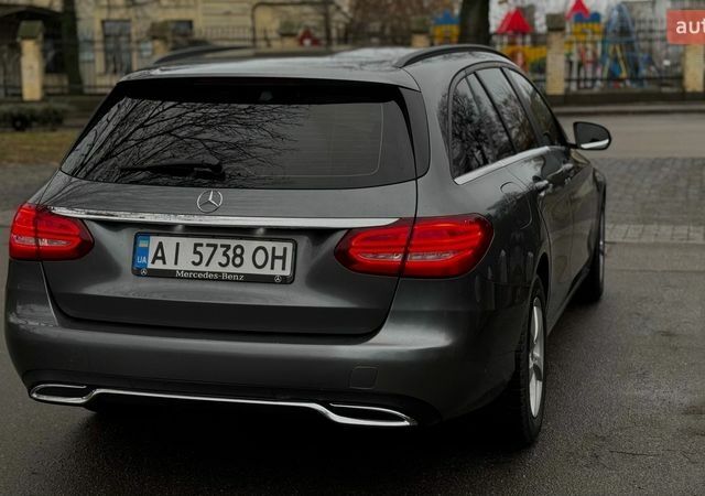 Серый Мерседес Ц-Класс, объемом двигателя 2.14 л и пробегом 299 тыс. км за 17999 $, фото 13 на Automoto.ua