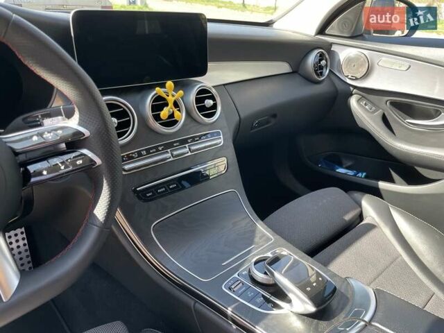 Серый Мерседес Ц-Класс, объемом двигателя 2 л и пробегом 289 тыс. км за 21500 $, фото 45 на Automoto.ua