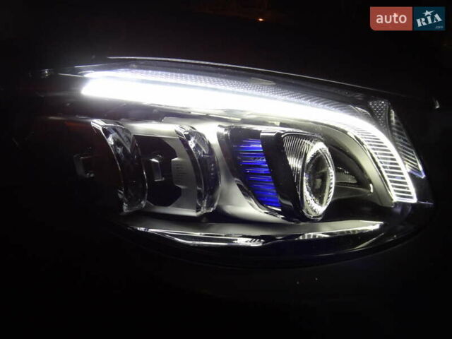 Серый Мерседес Ц-Класс, объемом двигателя 2 л и пробегом 289 тыс. км за 21500 $, фото 24 на Automoto.ua