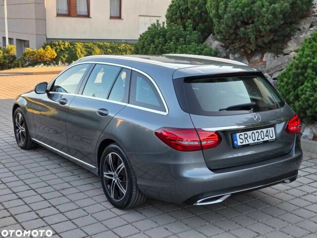 Серый Мерседес Ц-Класс, объемом двигателя 1.6 л и пробегом 325 тыс. км за 19838 $, фото 3 на Automoto.ua