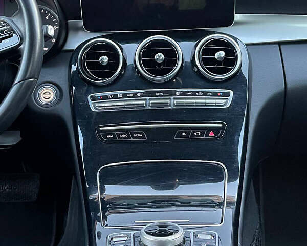 Серый Мерседес Ц-Класс, объемом двигателя 1.6 л и пробегом 200 тыс. км за 19250 $, фото 17 на Automoto.ua