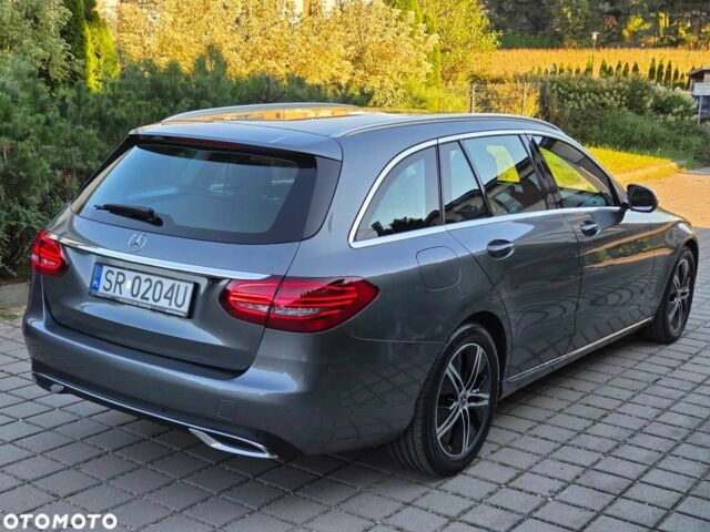 Серый Мерседес Ц-Класс, объемом двигателя 1.6 л и пробегом 325 тыс. км за 19838 $, фото 4 на Automoto.ua