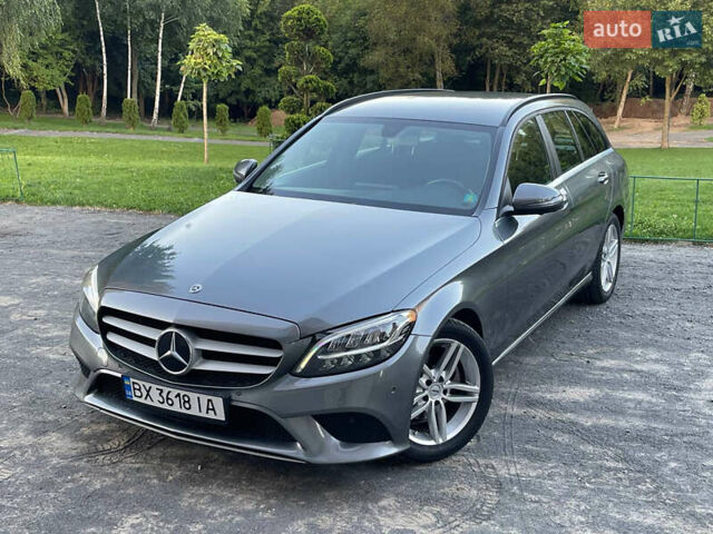 Серый Мерседес Ц-Класс, объемом двигателя 1.6 л и пробегом 200 тыс. км за 19250 $, фото 3 на Automoto.ua